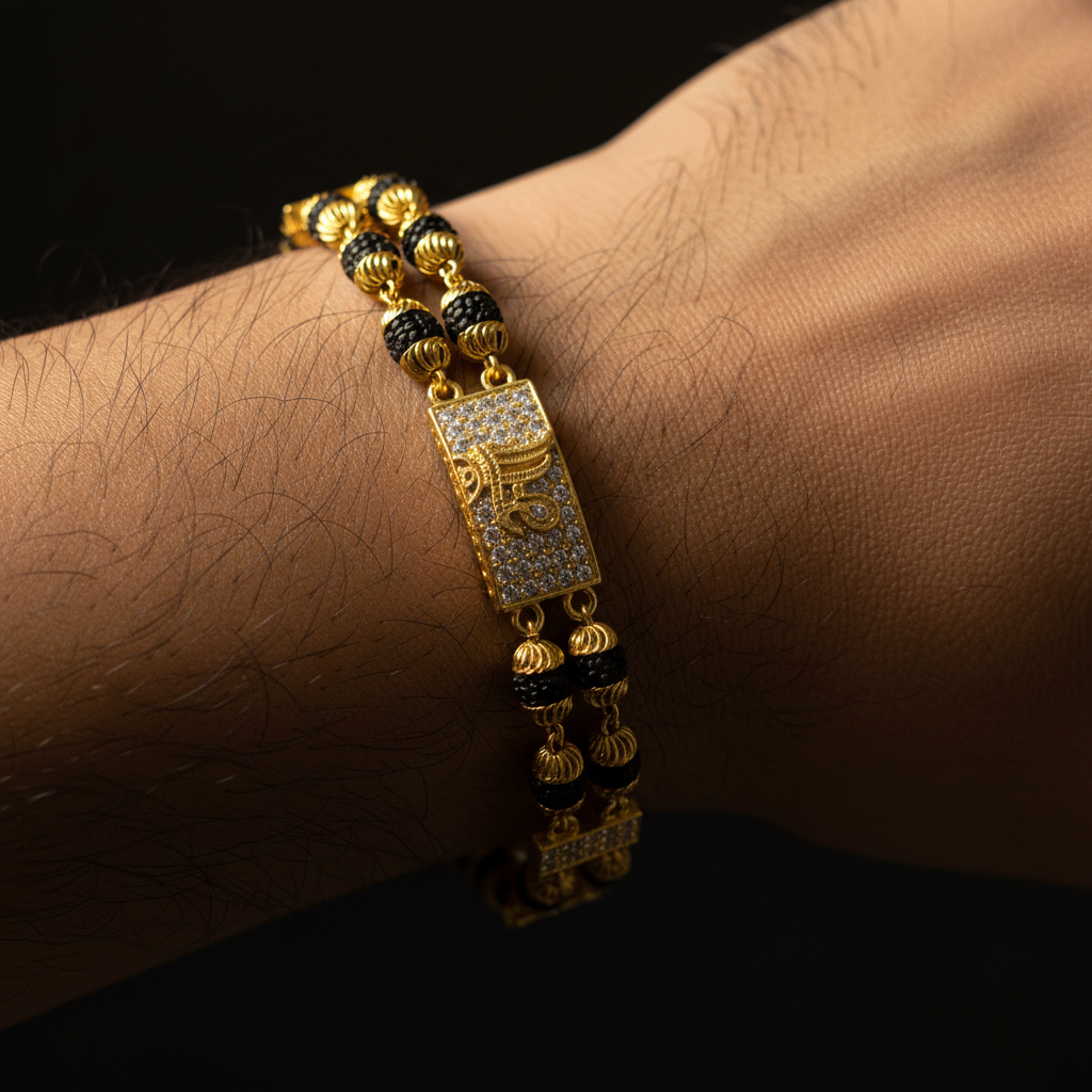 Maa Bracelet Close-up